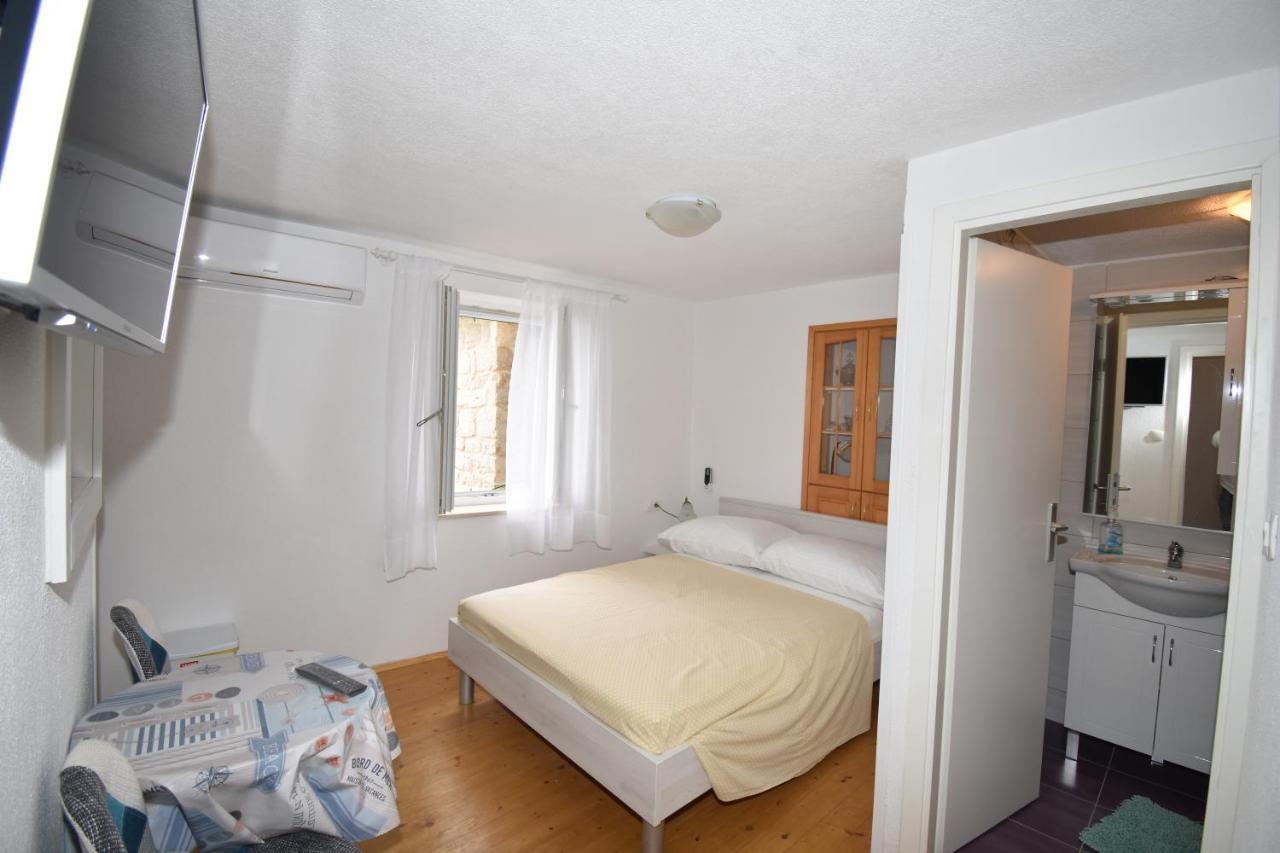 Apartmani Mihaela ชิเบนิก ภายนอก รูปภาพ